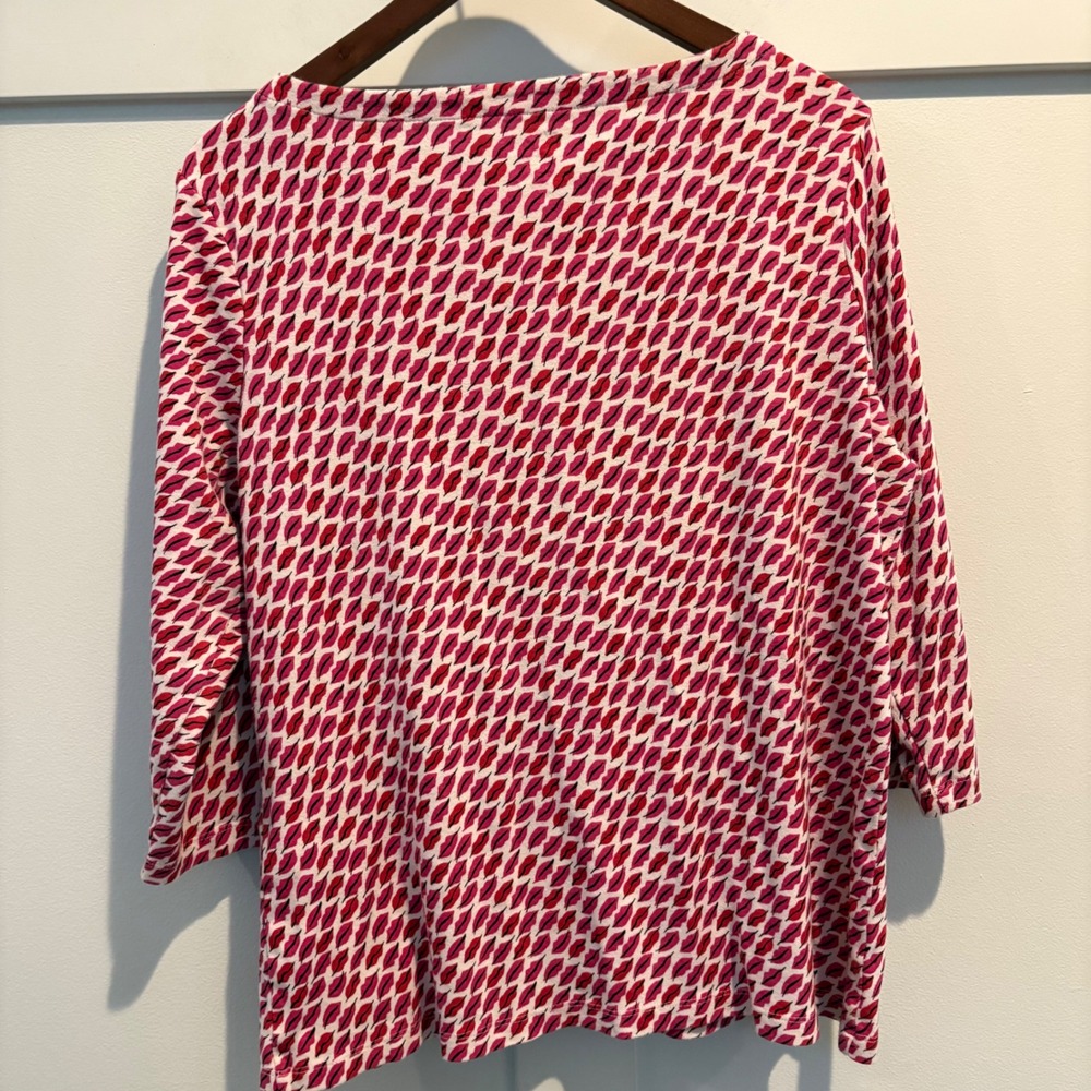 Chico's Pink Lipstick Print 100% Cotton 3/4 Sleeve Boatneck Knit Top Large (2) - Picture 6 of 11